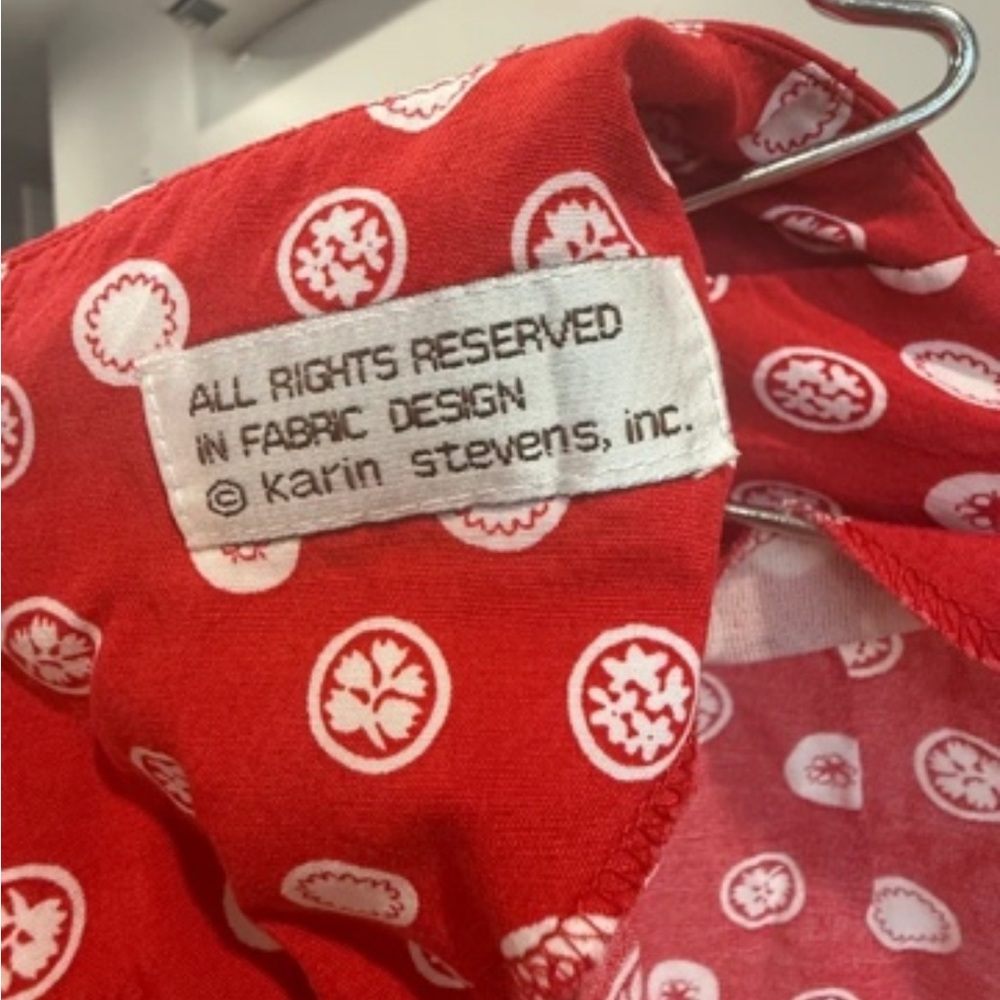 karin stevens Red Dress with White Medallion Print - Picture 4 of 5